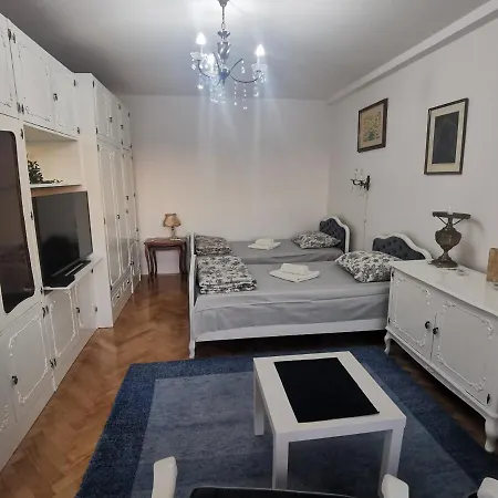 Apartment Apartman Studentski Trg *